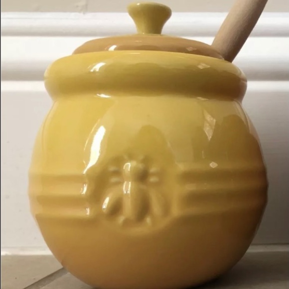Le Creuset Ceramic Honey Pot w/ Silicone Dipper